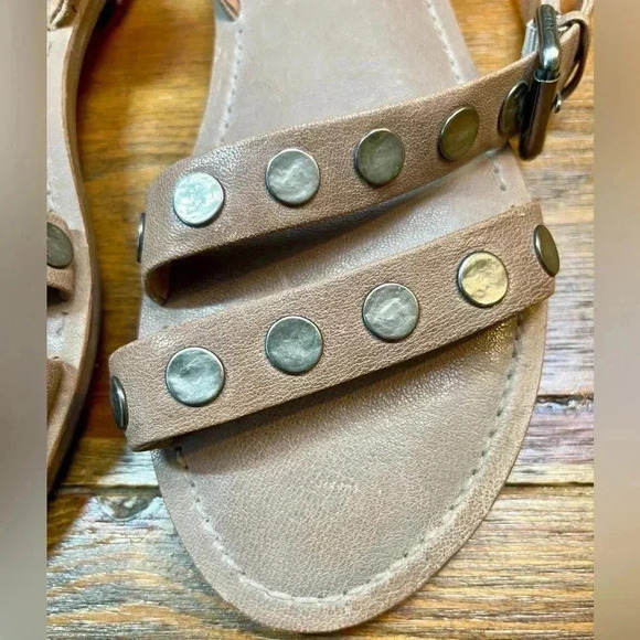 Frye | Morgan Hammered Stud Sandal | Women’s 8 - Picture 2 of 7